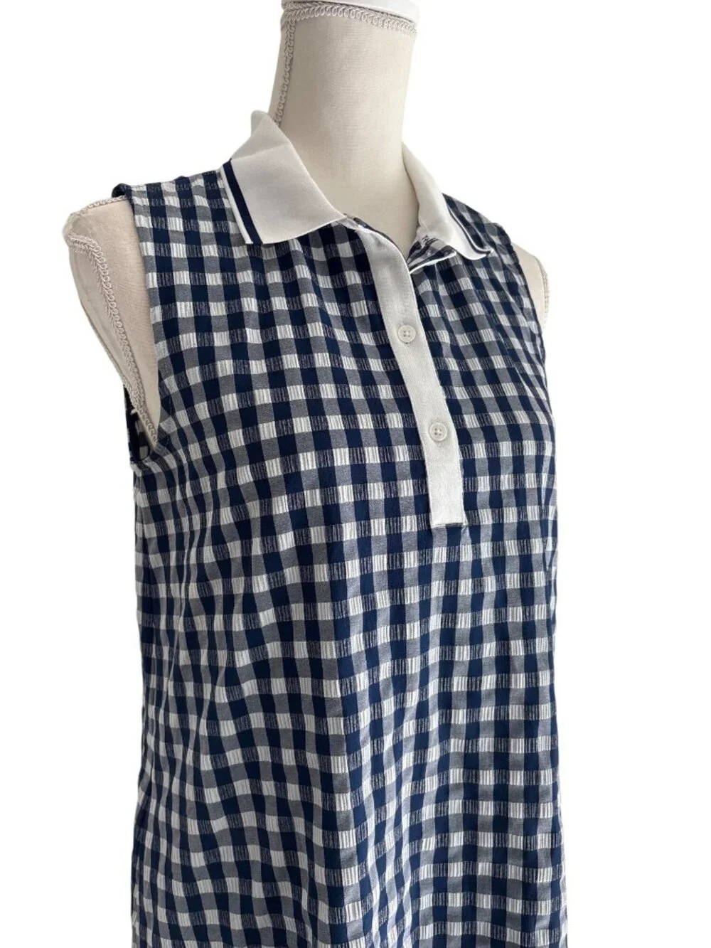 Tuckernuck Tnuck Sport Sleeveless Performance Seersucker May Golf Dress in Navy - Picture 6 of 13